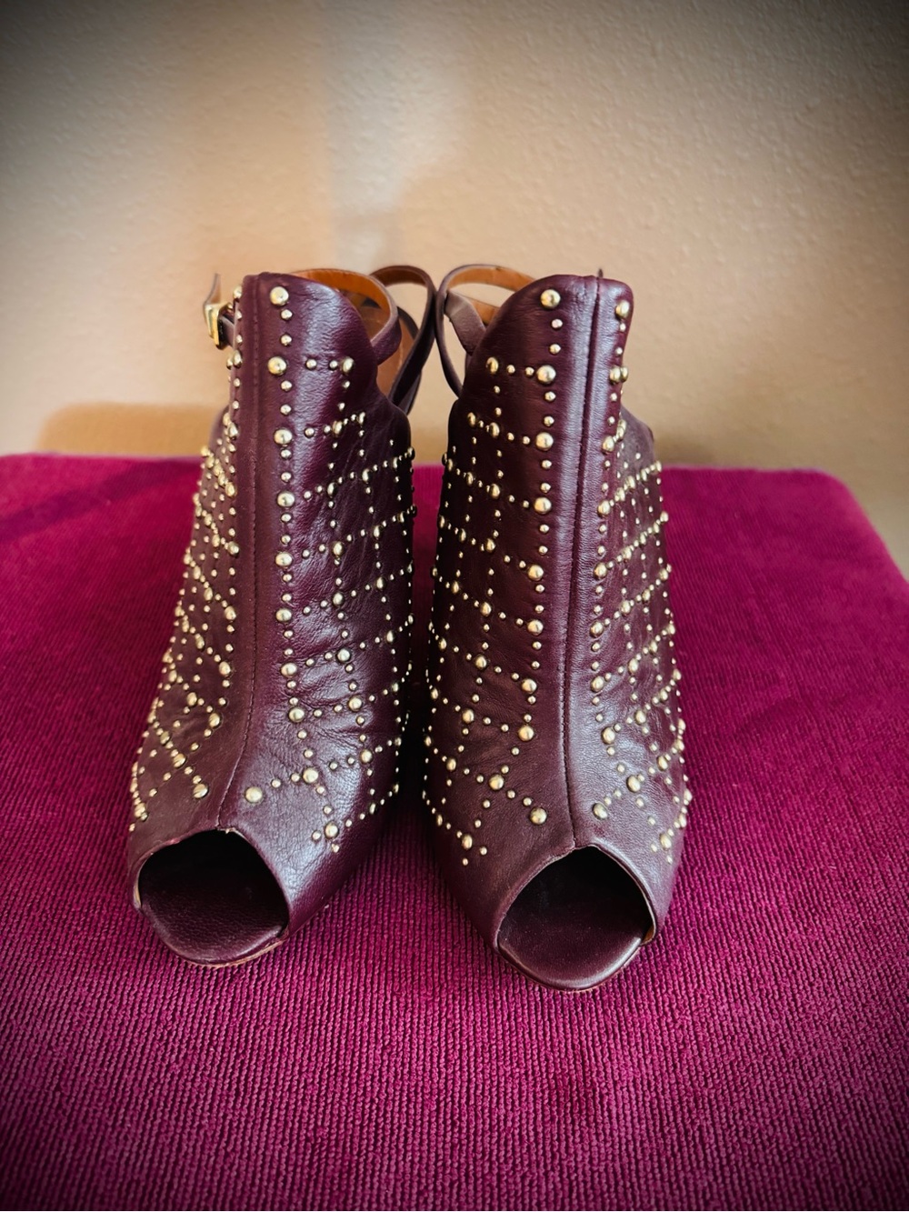 SCHUTZ Burgundy Studded Open-Toe Leather Mules